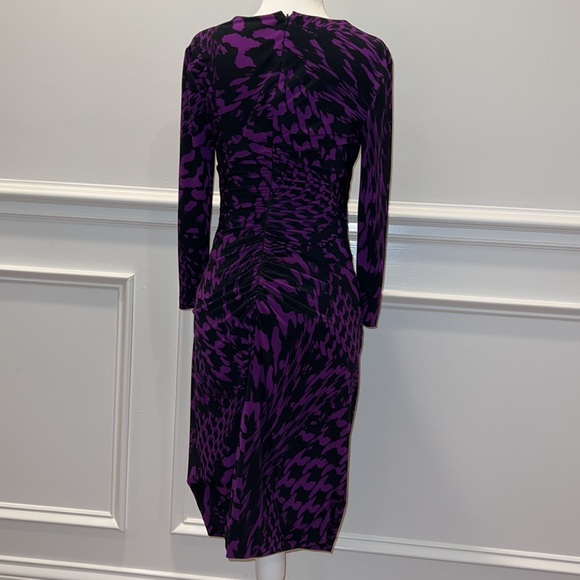 Caché Purple and Black Ruched Bodycon Long Sleeved Dress Size 6 Gold Neckline - Picture 4 of 10